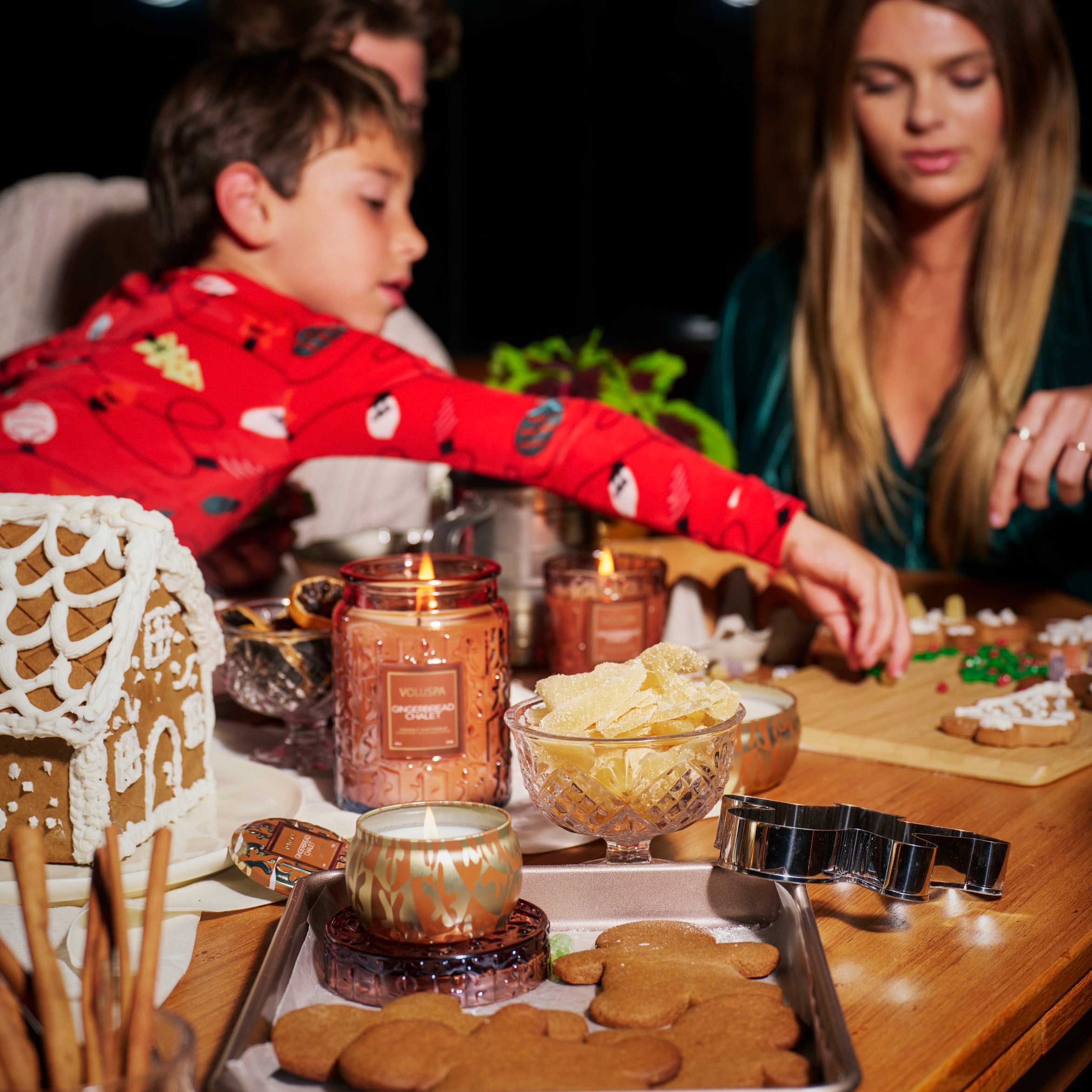 Gingerbread Chalet - Mini Tin Candle - Image 2