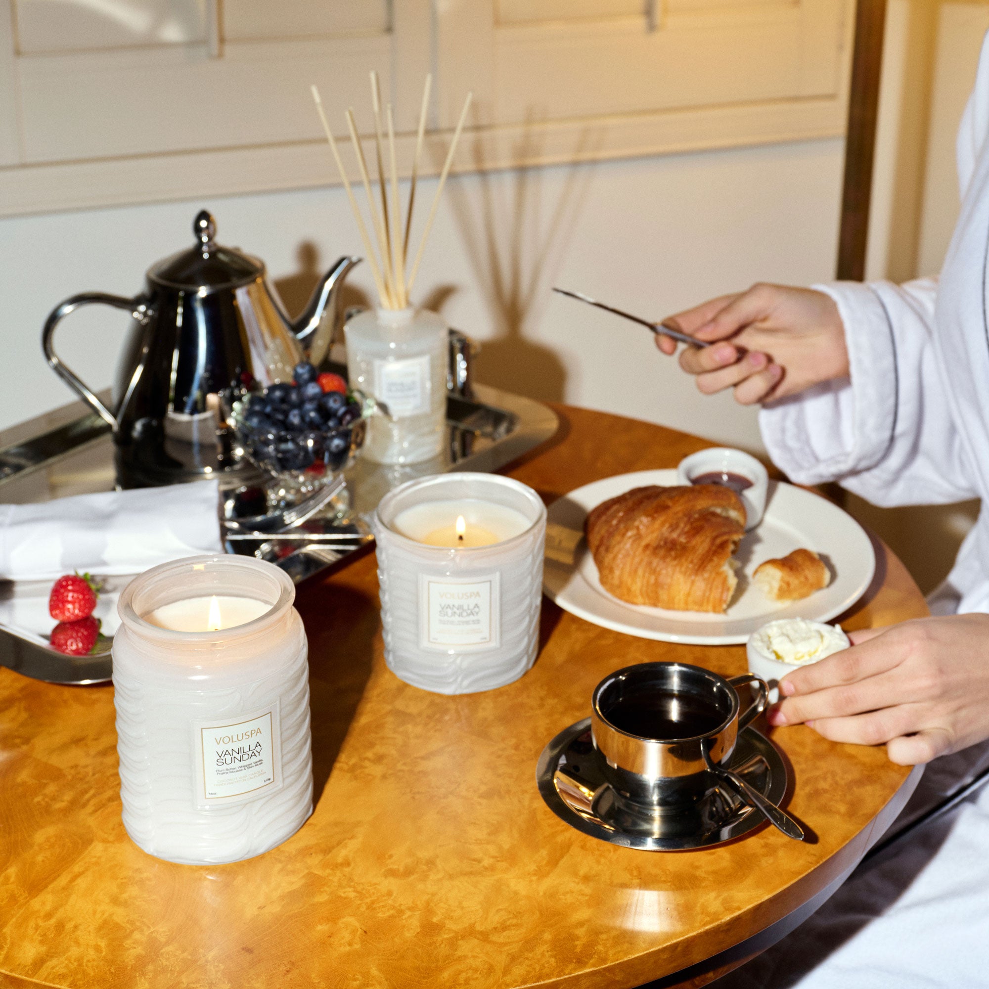 Vanilla Sunday - Large Jar Candle - Image 2